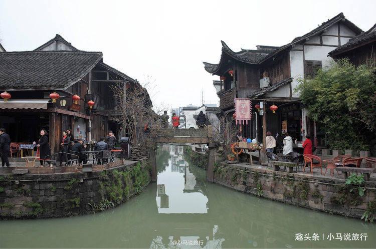 扬科维奇：调整首发是出于体能考虑，下半场让体能充足球员上场